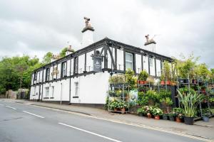 The Station Inn Apartment