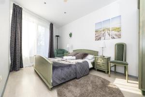 Oasis Apartments