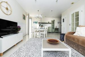 Oasis Apartments