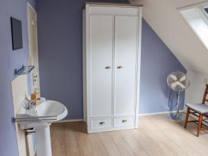 Holiday Home Onder De Eiken by Interhome