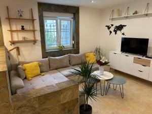 MILET style and spacy 2 room apartment with AC in Bratislava Nivy