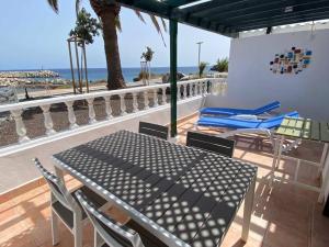 Romántico apartamento frente al mar Amarilla Golf