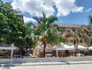 Harbour Chateau - Looc