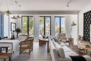 Experience Nirvana - Misraħ Il-Barrieri