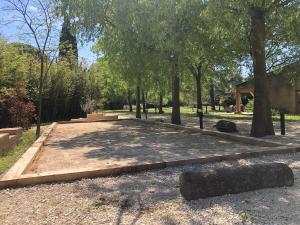 Domaine de la Dragonette Mas from the 18th century in the heart of Provence- Lubéron-Avignon