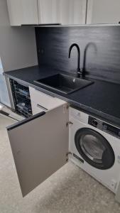 Moderne F3 - 10 min aeroport CDG - Paris - Parc Astérix - Disneyland Paris - Tour Eiffel - Champs Elysée - 15 min Parc des expositions Villepinte - 10 min Le Bourget - 5 min du Golf international de Roissy- JO 2024