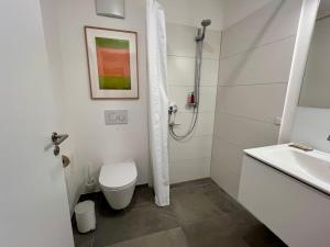 Schickes 2-Zi-Apartment am Neckarufer BUGA-Park mit TG-Stellplatz