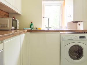 Stock Street Apartment