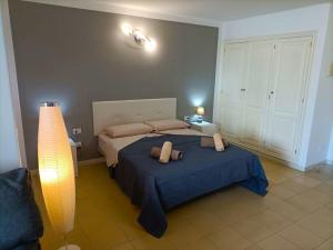 Amplio estudio en Golf del Sur GP123