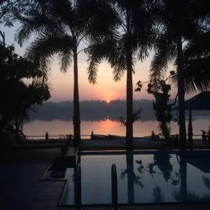 Riverbank Bentota - Alutgama