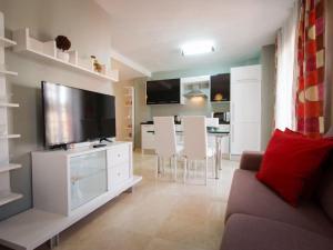 Holidays2Malaga Ancha del Carmen AACC, Lift, WIFI - 4-gwiazdkowe hotele w mieście Malaga