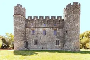 Appartement spacieux avec deux chambres au Château - 瓦朗斯