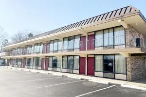 Paris Inn and Suites - Durham Subdivision