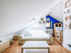 Apartment Mansarda Golfieri by Interhome