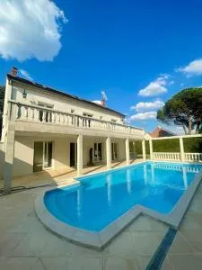 Villa avec piscine Saint-Nom-le-Bretèche - 路维希恩