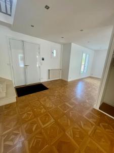 Villas Villa avec piscine Saint-Nom-le-Breteche : photos des chambres