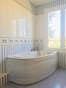 Villas Villa avec piscine Saint-Nom-le-Breteche : photos des chambres