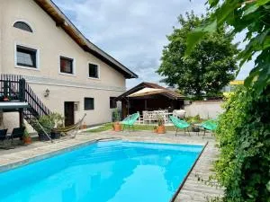 Bäckerhaus - Wohnung mit Pool und Garten - Attnang-Puchheim