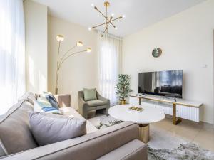 Downtown Luxury Living -1BR-Standpoint Tower A