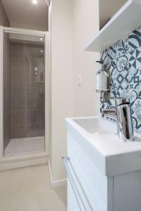 Appartements Appartement 6 proche de la gare et du centre ville : photos des chambres