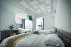 Zhangjiajie Cat Theme Inn - Xixiping