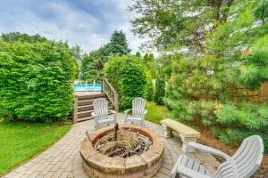 Sterling Heights Getaway with Fire Pit! - Macomb