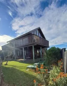 Lili Ellipsis - Pearly Beach