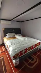 Tiu Batu Homestay - Labuberu