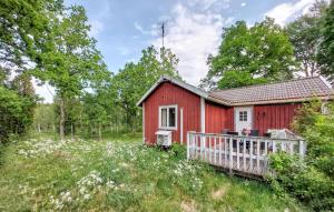 1 Bedroom Beautiful Home In Älmhult