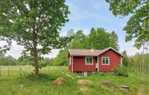 1 Bedroom Beautiful Home In Älmhult