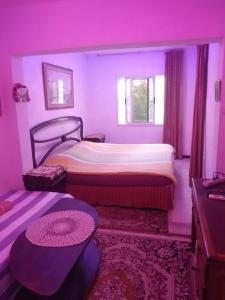 Charmante Maisonnette avec Jardin et arbis voiture