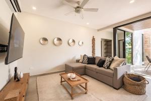 Selva Terra Sol Beach Club Access