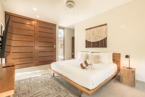 Selva Terra Sol Beach Club Access