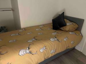 Corner House 2-Bed Townhouse Sleeps 3