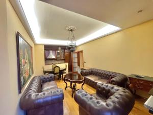 Heart of the City Stunning comfort,Balcony ,Netflix,Free Wi-Fi