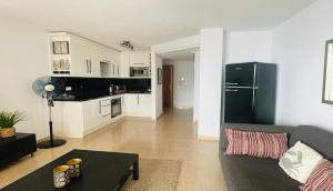 LMHA 15 DPMT modern 2 bedroom,1 bathroom overlooking the Mediterranean, La Manga