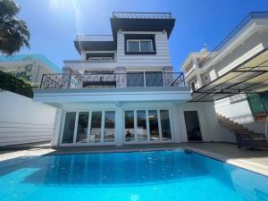 Lüks Tripleks Villa Karaoğlanoğlu Girne