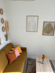 Appartements Chez Nino, un studio lumineux et climatise : photos des chambres