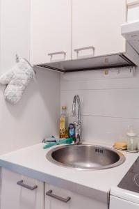 Nordstay - Bright Studio in the heart of Helsinki self check-in