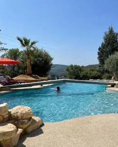 Hôtel restaurant Clos des Sullys - Issirac