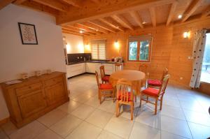 Chalets Chalet Silene : photos des chambres