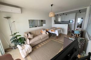 Comfortable apartment with nice sea view