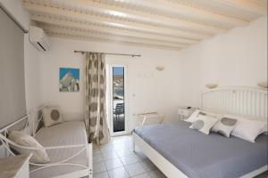 Double Room with Sea View room in Anixi Hotel