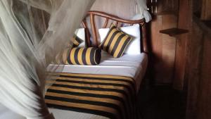 Sigiriya Rock Gate Tree House