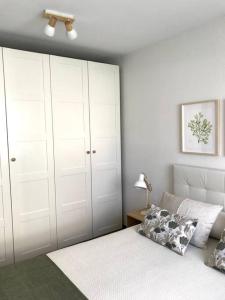 A 200 metros de la playa, Mobiliario nuevo, WiFi