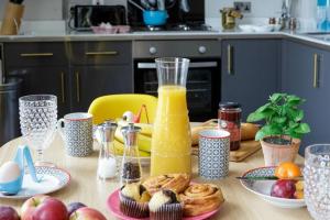 Dream Stays Bath - Beau Street Apartments - 5-star hotels in Bath