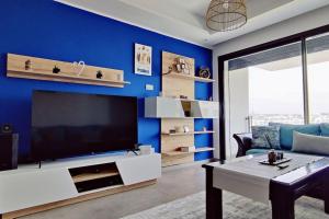 Blue Themed Vacation Condo