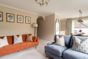 Oakbank-Central Grasmere