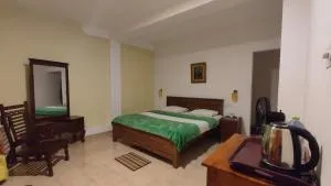 Blue Sky Guest House And Restaurant - Nallathaniya