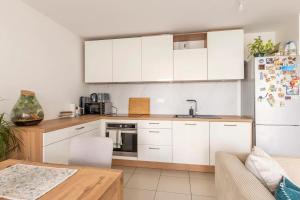 Cozy and charming centrally located apartment